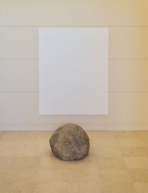 Lee Ufan exhibition opens at Serralves in Porto