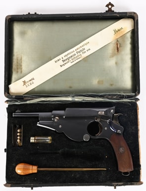 Cased Bergmann Model 1896 No. 3 semi-automatic pistol, Serial No. 278, manufactured 1896-1897, 6.5mm caliber, 102mm barrel. Estimate: $6,500-$9,500