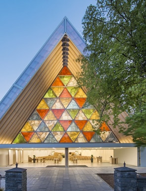 Shigeru Ban returns to the building he designed