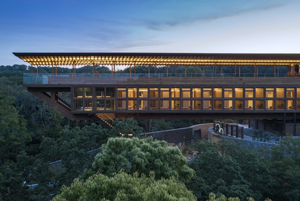 Shigeru Ban returns to the building he designed